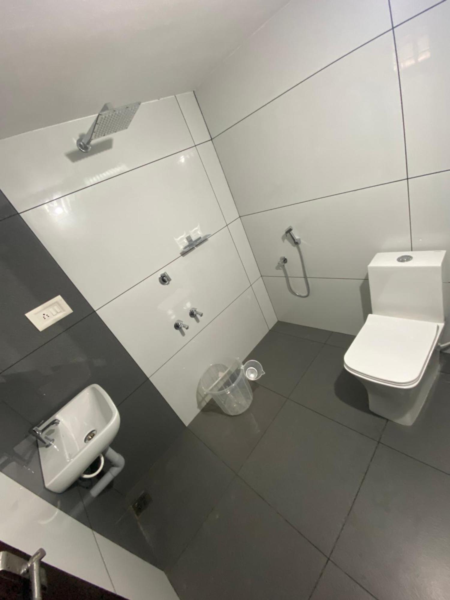 Ebs Guest House Nedumbassery Esterno foto